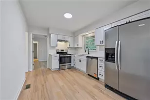2529 Riggs Dr, Atlanta, GA 30344 - Photo 9