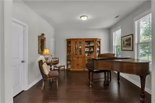 7016 Dove Point Ln, Hoschton, GA 30548 - Photo 7