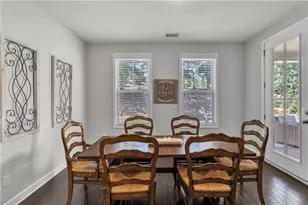 7016 Dove Point Ln, Hoschton, GA 30548 - Photo 17