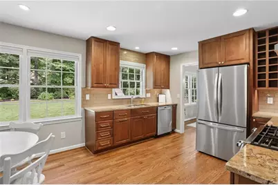 5148 N Peachtree Road, Dunwoody, GA 30338 - Photo 13