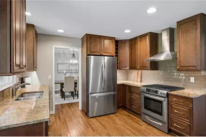5148 N Peachtree Road, Dunwoody, GA 30338 - Photo 15
