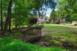 2235 Sugarbirch Dr, Lawrenceville, GA 30044 - Photo 51