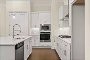 136 Village Green Ave, Woodstock, GA 30189 - Photo 3