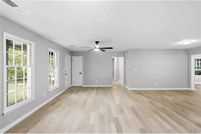 169 Robinhood Drive, Newnan, GA 30263 - Photo 11