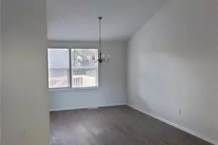 2053 Raintree Pl, Lithonia, GA 30058 - Photo 5