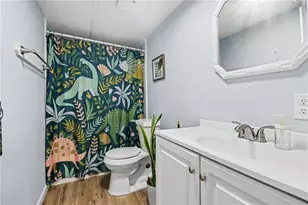 824 Fairview Farm Cir, Lavonia, GA 30553 - Photo 17