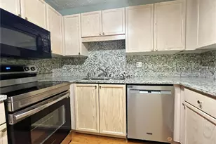 233 Bentley Pl, Tucker, GA 30084 - Photo 5