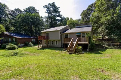 1931 Brennan Way, Lithia Springs, GA 30122 - Photo 37
