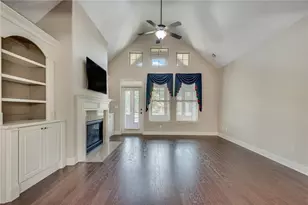 2785 Middlecreek Wy, Cumming, GA 30041 - Photo 9