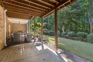 4305 Village Green Dr, Roswell, GA 30075 - Photo 31