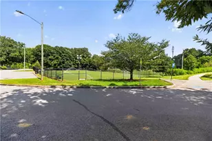 3910 Ashford Lake Ct NE, Atlanta, GA 30319 - Photo 37