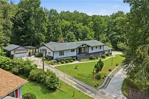 6696 Vic-Ar Rd, Atlanta, GA 30360 - Photo 7