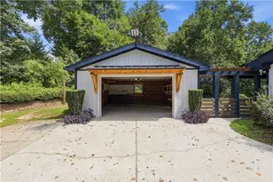 6696 Vic-Ar Rd, Atlanta, GA 30360 - Photo 77