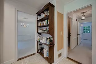 940 Hunterhill Dr, Roswell, GA 30075 - Photo 13