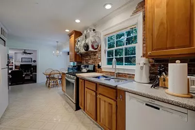 940 Hunterhill Drive, Roswell, GA 30075 - Photo 11