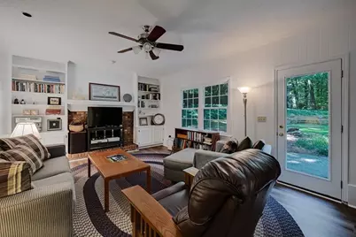 940 Hunterhill Drive, Roswell, GA 30075 - Photo 15