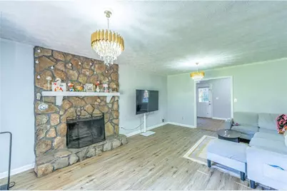 5806 Windermere Court, Lithonia, GA 30038 - Photo 9
