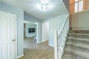 5806 Windermere Ct, Lithonia, GA 30038 - Photo 5