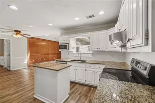 5195 Hickory Bend Terrace, Woodstock, GA 30188 - Photo 9