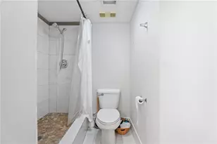 795 Hammond Dr, Atlanta, GA 30328 - Photo 13