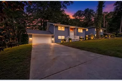 495 Larchmont Circle NW, Atlanta, GA 30318 - Photo 1