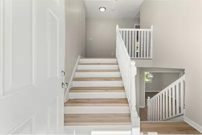 495 Larchmont Circle NW, Atlanta, GA 30318 - Photo 3