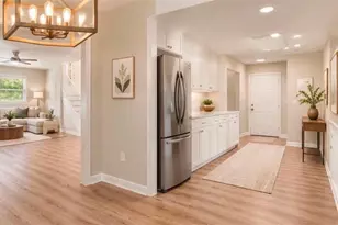 495 Larchmont Cir NW, Atlanta, GA 30318 - Photo 5