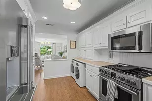5400 Roswell Rd, Sandy Springs, GA 30342 - Photo 17