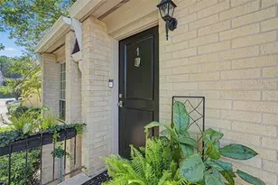5400 Roswell Rd, Sandy Springs, GA 30342 - Photo 9