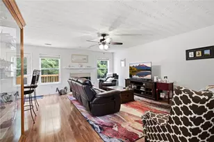 658 Bartow Dr, Dacula, GA 30019 - Photo 3