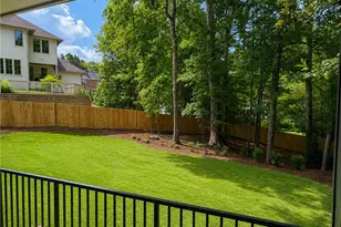 1330 12 Oaks Cir NW, Atlanta, GA 30327 - Photo 11