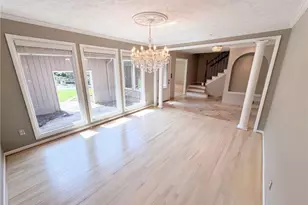 5344 Forest Springs Dr, Atlanta, GA 30338 - Photo 7