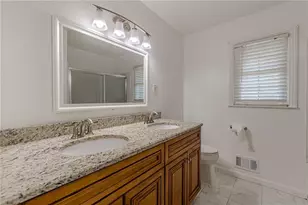2110 La Vista Cir, Hapeville, GA 30354 - Photo 29