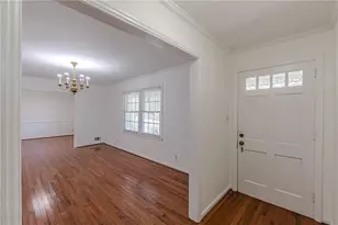 2110 La Vista Cir, Hapeville, GA 30354 - Photo 17