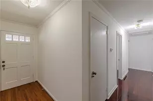 2110 La Vista Cir, Hapeville, GA 30354 - Photo 27