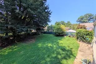 1066 Powder Springs Street SE, Smyrna, GA 30080 - Photo 15
