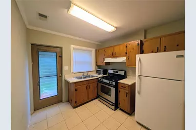 1066 Powder Springs Street SE, Smyrna, GA 30080 - Photo 3