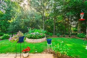 6136 Longleaf Dr, Hoschton, GA 30548 - Photo 7