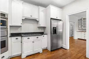 77 Peachtree Memorial Dr NW, Atlanta, GA 30309 - Photo 13