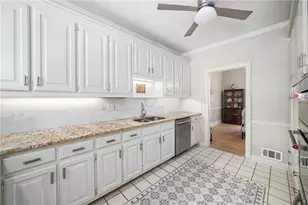 1040 Finnsbury Dr, Roswell, GA 30075 - Photo 17