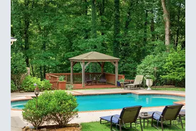 1040 Finnsbury Drive, Roswell, GA 30075 - Photo 43