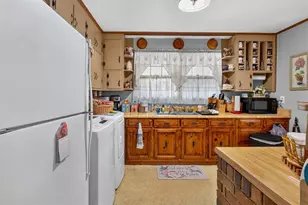 242 Oakridge Dr SE, Marietta, GA 30060 - Photo 5