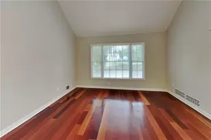 2916 Sope Creek Dr, Marietta, GA 30068 - Photo 3