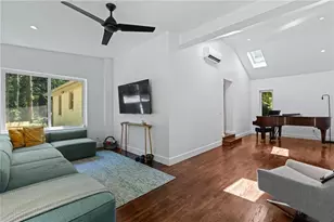 3440 Brookfield Ln, Decatur, GA 30032 - Photo 9