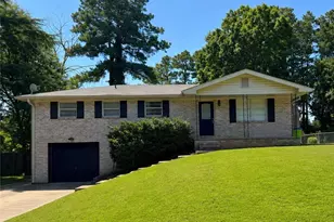 128 Mark Ln, Smyrna, GA 30082 - Photo 1
