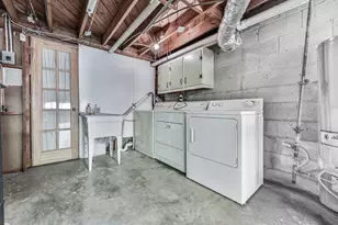 291 Sourwood Dr, Marietta, GA 30062 - Photo 27