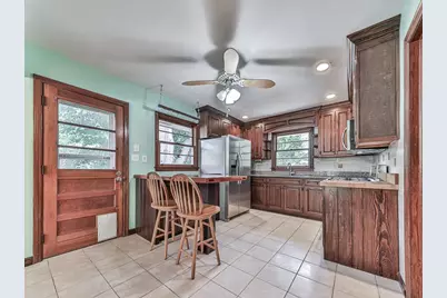 291 Sourwood Drive, Marietta, GA 30062 - Photo 9