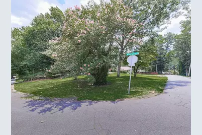 291 Sourwood Drive, Marietta, GA 30062 - Photo 31