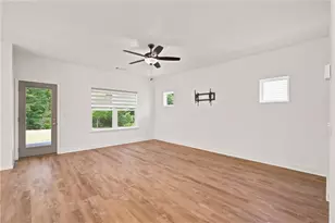 2965 Vinca Dr, Buford, GA 30519 - Photo 5