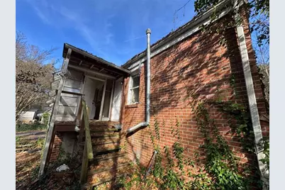 2169 Delowe Drive, Atlanta, GA 30344 - Photo 35